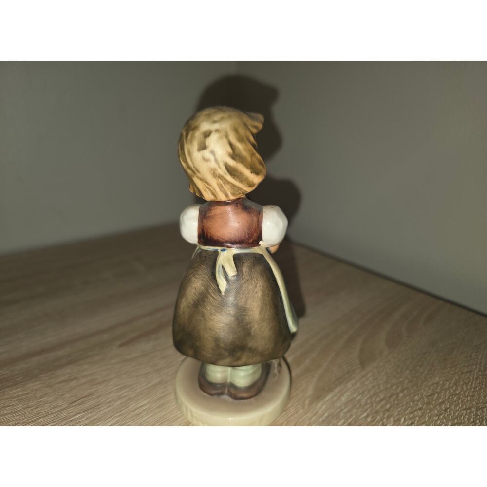 Vintage Hummel Figurine "For Mother" TMK 4 #257 5" Goebel Figure Germany‎ - Picture 3 of 7